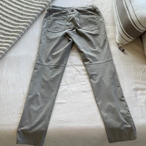 Lululemon ABC Pant Skinny Fit, Size 30 X 34